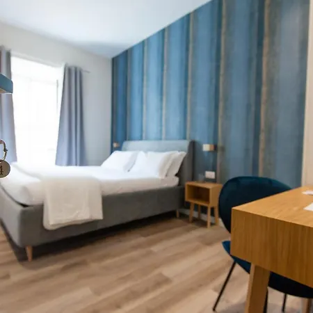 Design 18 Charming 4*