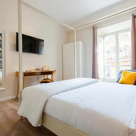 Pensión Design 18 Charming Roma